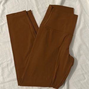 Lululemon Align HR Legging.